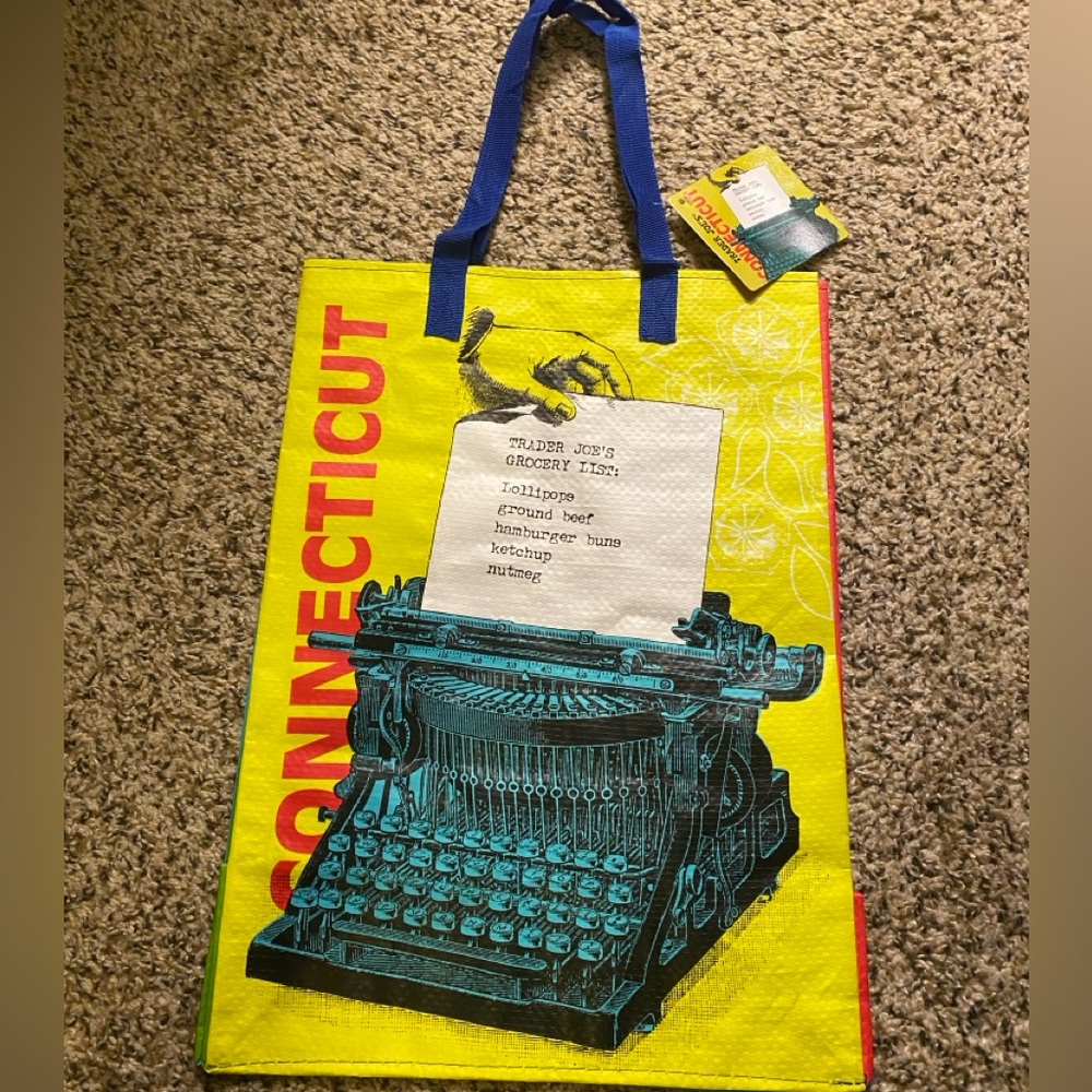 NWT Connecticut Trader Joe’s Bag
